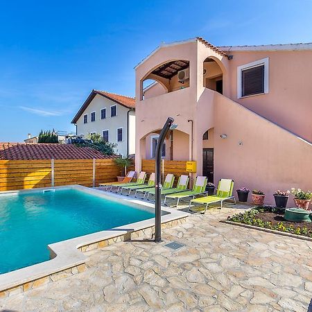 Apartments Bardak Ližnjan エクステリア 写真