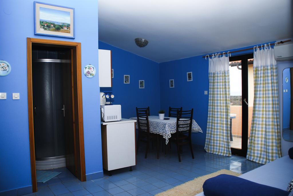 Apartments Bardak Ližnjan 部屋 写真